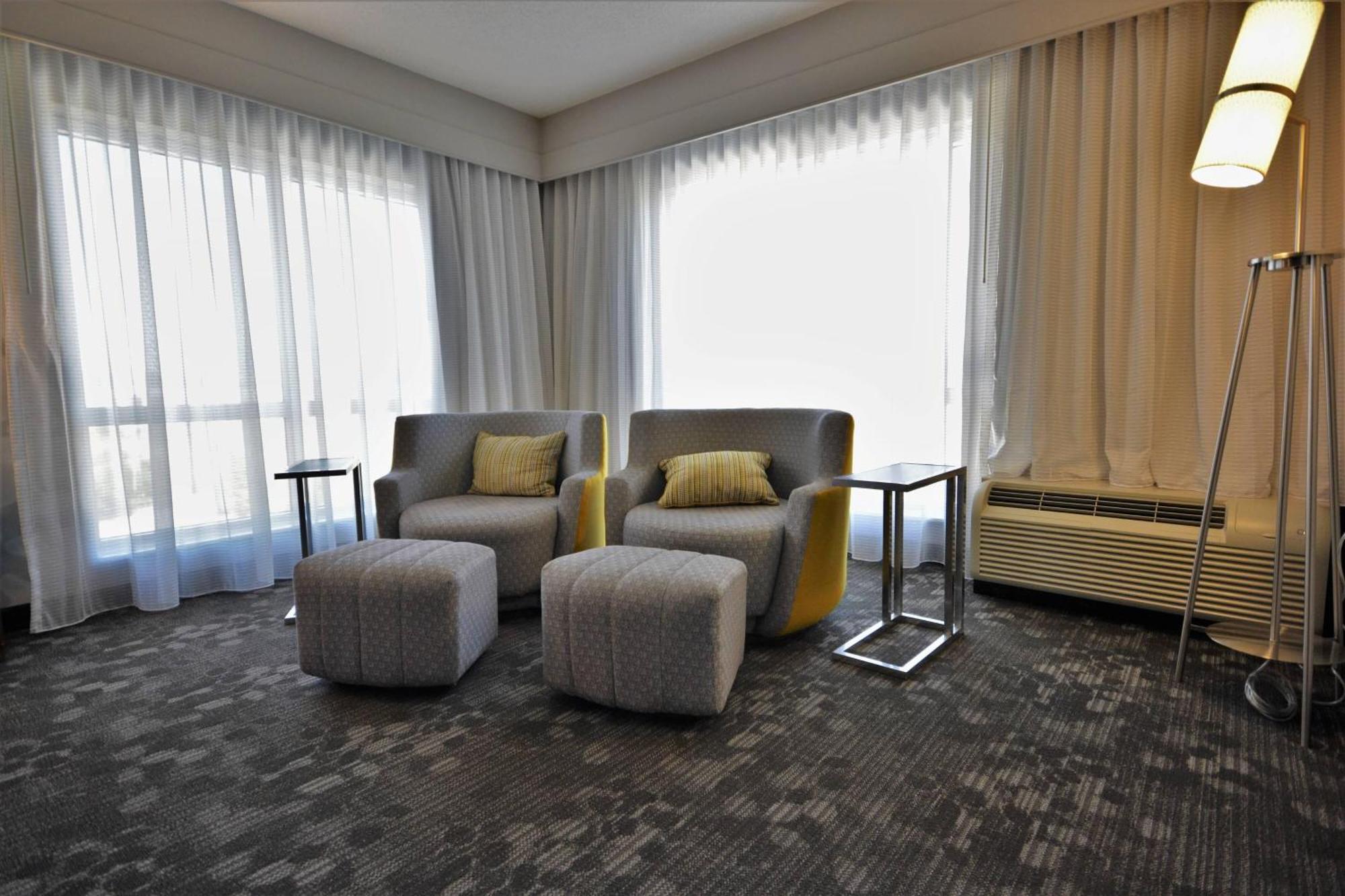 คอร์ตยาร์ด แอชวิลล์ แอร์พอร์ต Hotel เฟลทเชอร์ ภายนอก รูปภาพ