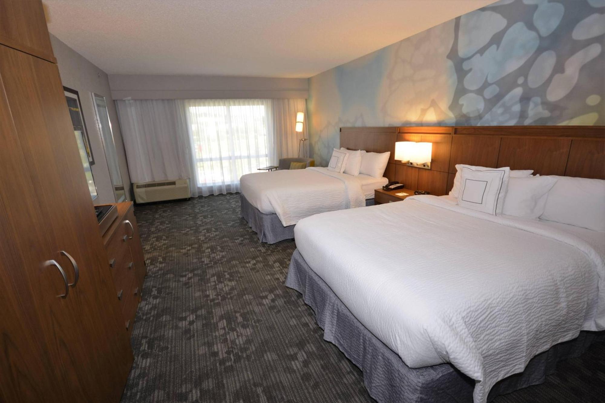 คอร์ตยาร์ด แอชวิลล์ แอร์พอร์ต Hotel เฟลทเชอร์ ภายนอก รูปภาพ