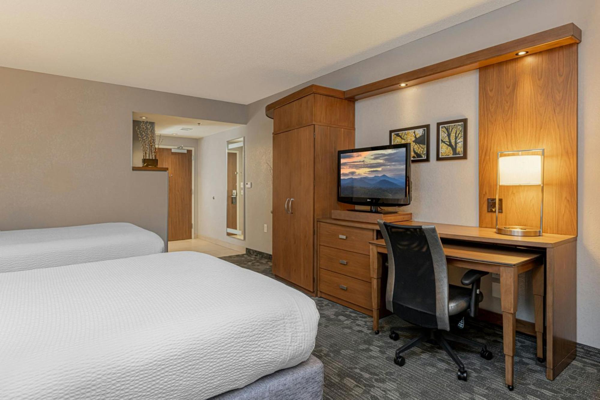 คอร์ตยาร์ด แอชวิลล์ แอร์พอร์ต Hotel เฟลทเชอร์ ภายนอก รูปภาพ