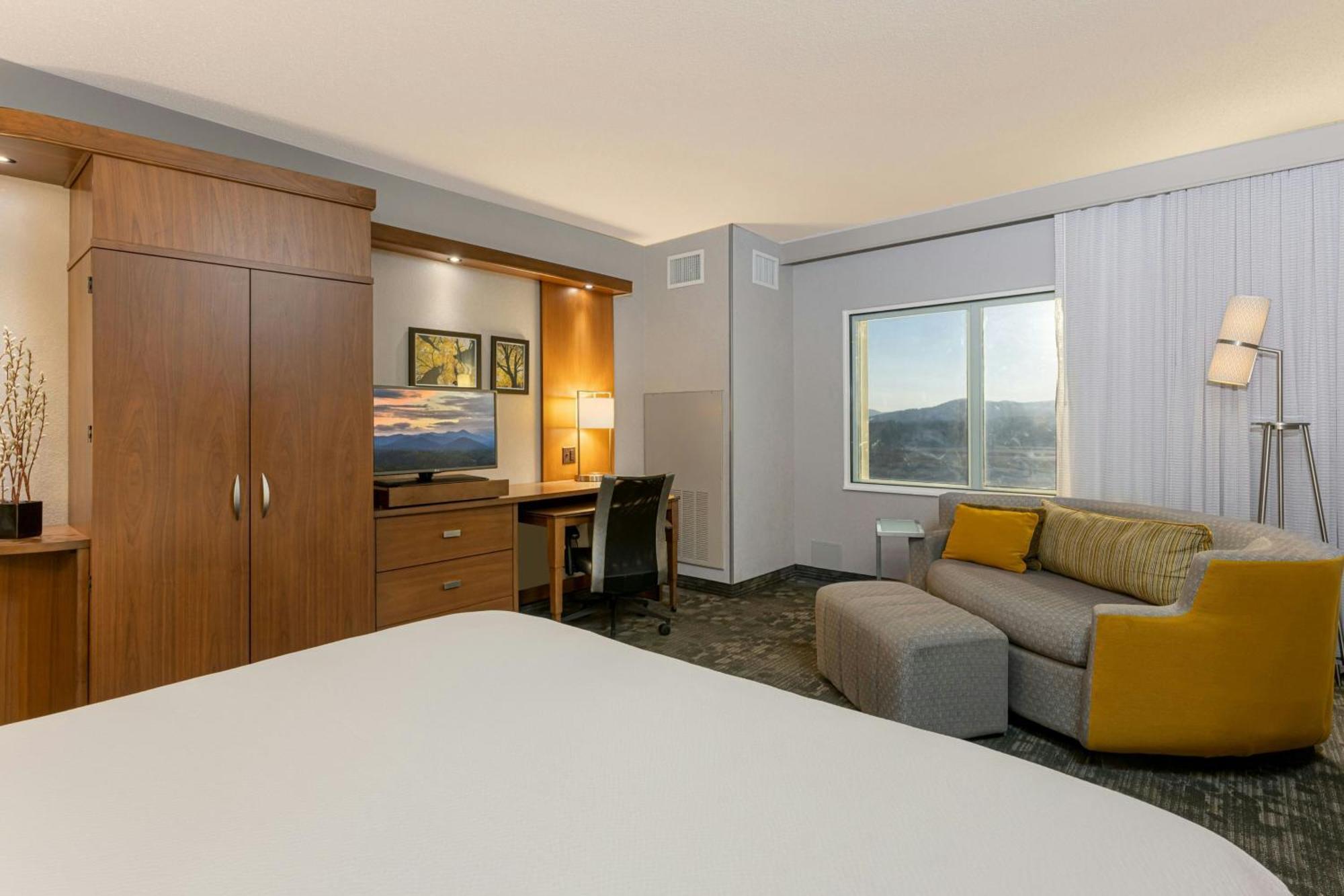 คอร์ตยาร์ด แอชวิลล์ แอร์พอร์ต Hotel เฟลทเชอร์ ภายนอก รูปภาพ